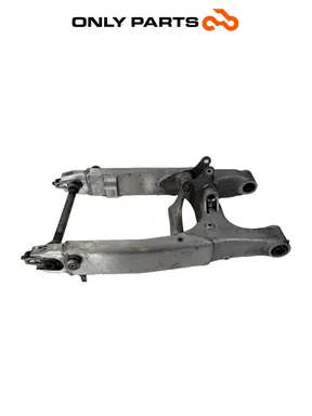 WAHACZ TYLNY ALUMINIOWY HONDA VTR 1000 F 1999 Honda VTR 1000 F 1999 Rosso używana — prawdziwe zdjęcie 2