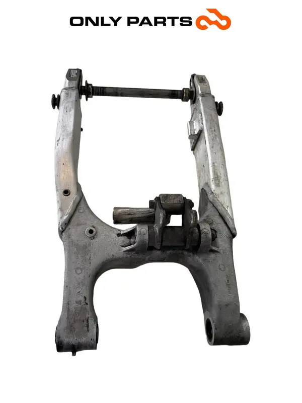 WAHACZ TYLNY ALUMINIOWY HONDA VTR 1000 F 1999 — 3