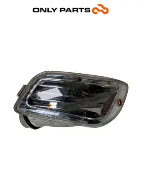 PŘEDNÍ PRAVÝ BLINKR PIAGGIO VESPA LX125 2011 OEM Piaggio Vespa Lx 125cc 2011 Nero použitý — skutečná fotka 10