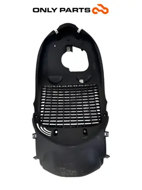 Gebrauchte Griglia radiatore interna / controscudo Piaggio Beverly Police 300cc 2018 Nero — echtes Foto 3