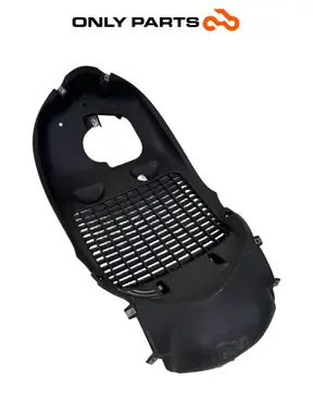 Gebrauchte Griglia radiatore interna / controscudo Piaggio Beverly Police 300cc 2018 Nero — echtes Foto 5