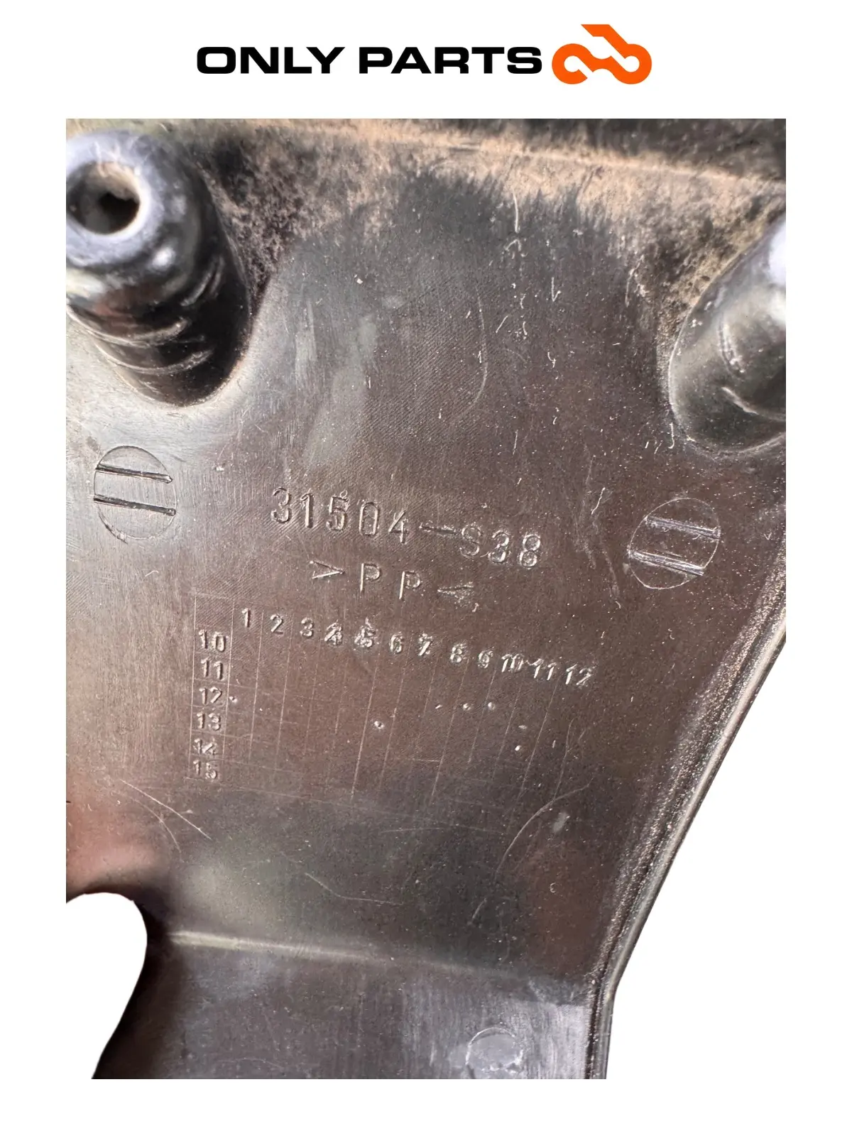 Coperchio vano batteria (cod. 31504-S38) Quadro 350 S 2013 Nero usato — foto reale 7