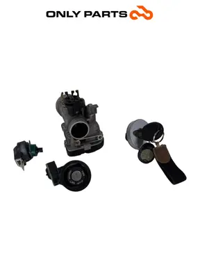 Kit chiavi completo Piaggio Beverly Police 300cc 2018 Nero de segunda mano — foto real 5