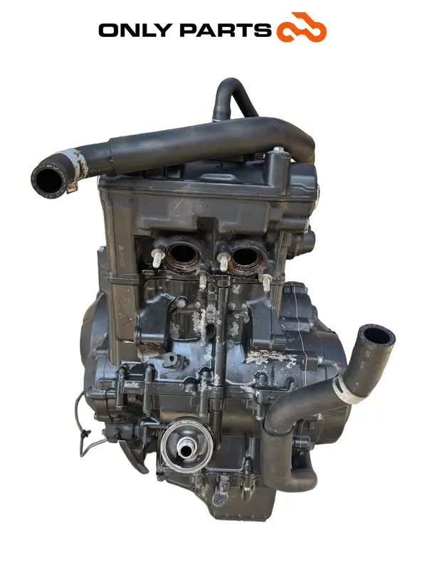 TELJES MOTOR HONDA CB 500 F 2014 PC45 PC44E 38241KM — 2