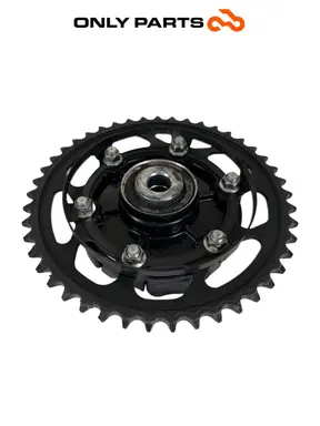 Gebrauchte Mozzo portacorona completo + parastrappi Yamaha Tracer 900cc 2019 Nero — echtes Foto 4