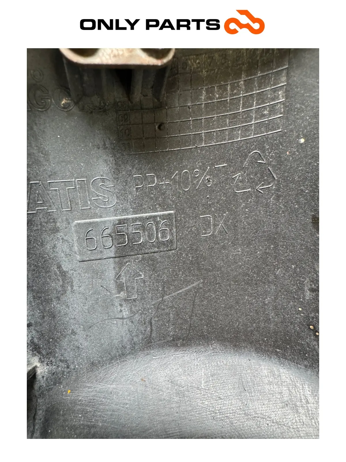 Used Genuine front right mudguard black Piaggio MP3 250 2009 Piaggio MP3 250cc 2009 Grigio — real photo 11