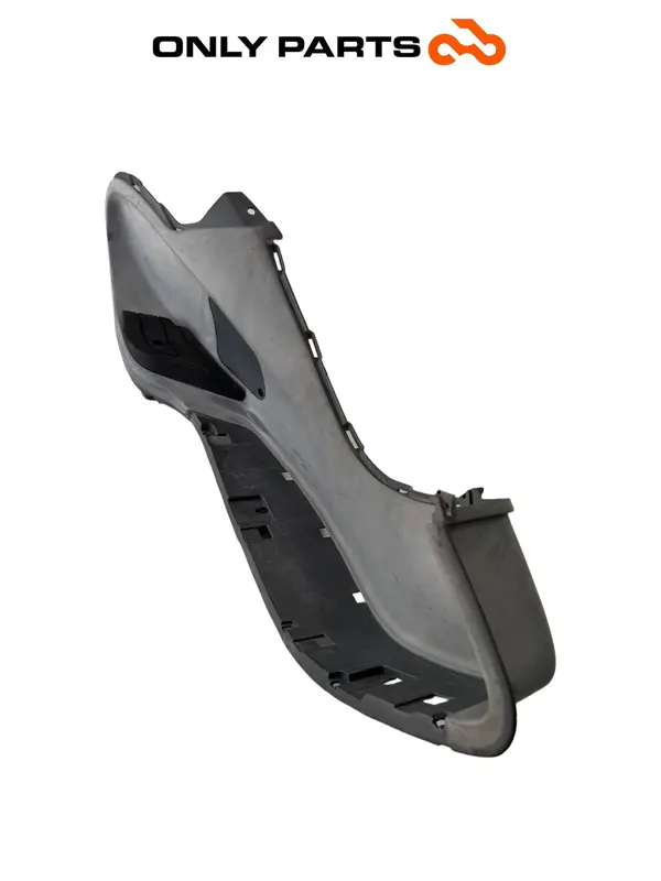 CARENAGEM ESTRIBO POUSA-PÉS DIREITA PIAGGIO X9 EVOLUTION 250 2005 — 4
