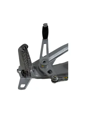 Gebrauchte Pedana pilota SX Aprilia RS 457cc 2024 — echtes Foto 9