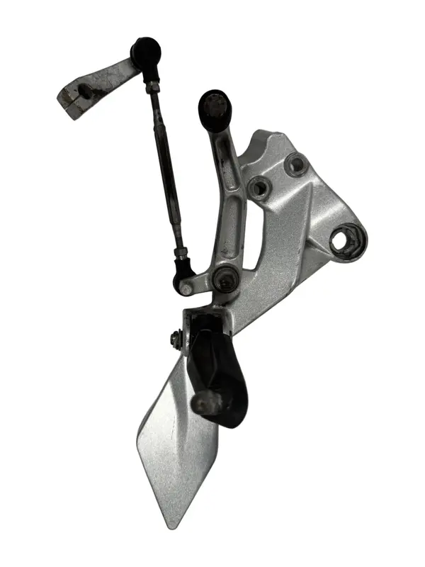 BAL LÁBTARTÓ VÁLTÓPEDÁLLAL KTM DUKE 200CC 2012