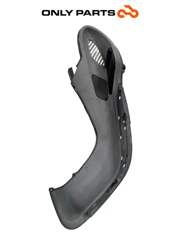 CARENAGEM ESTRIBO POUSA-PÉS ESQUERDA PIAGGIO X9 EVOLUTION 250 2005 — 4