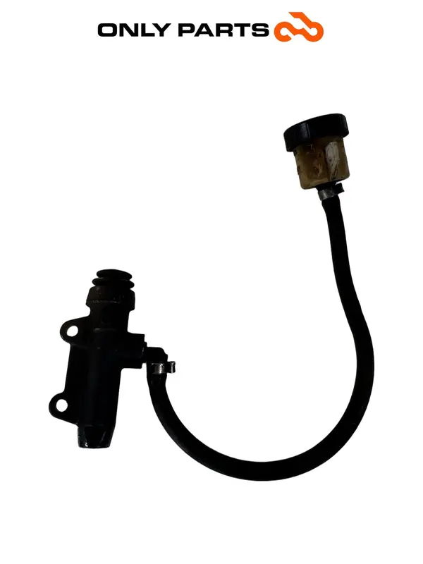 MAITRE-CYLINDRE FREIN ARRIERE — 4