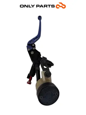 RADIÁLNÍ BRZDOVÁ PUMPA + PÁKA AFTERMARKET HONDA VTR 1000 F 1999 Honda VTR 1000 F 1999 Rosso použitý — skutečná fotka 3