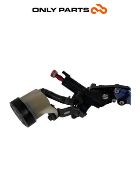 RADIÁLNÍ BRZDOVÁ PUMPA + PÁKA AFTERMARKET HONDA VTR 1000 F 1999 Honda VTR 1000 F 1999 Rosso použitý — skutečná fotka 8