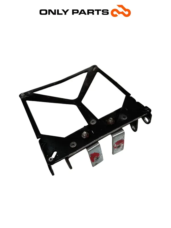 UCHWYT TABLICY REJESTRACYJNEJ Z ODBLASKIEM HONDA VTR 1000 F 1999