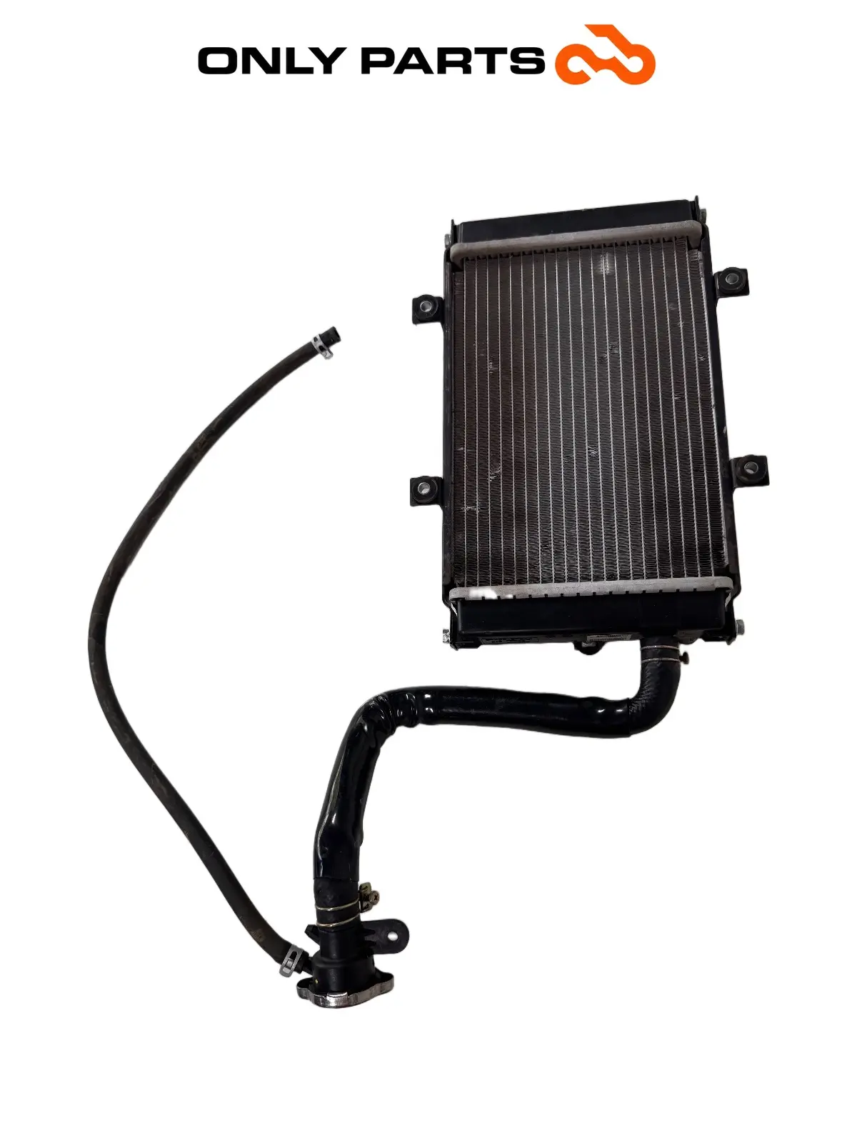 Radiatore acqua Quadro 350 S 2013 Nero usato — foto reale 2