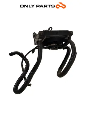 Gebrauchte Radiatore acqua + ventola Kymco People S 300cc 2021 Grigio — echtes Foto 4