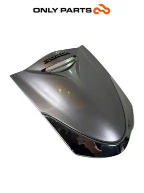 Scudo anteriore superiore Honda SH 300i 2008 Grigio употребявана — истинска снимка 1