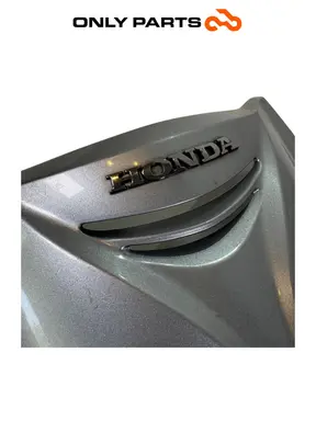 Scudo anteriore superiore Honda SH 300i 2008 Grigio употребявана — истинска снимка 7