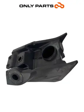 DEPOSITO COMBUSTIVEL SOB BANCO BMW F 650 CS 2001 BMW F 650 CS 2001 Grigio usada — foto real 2
