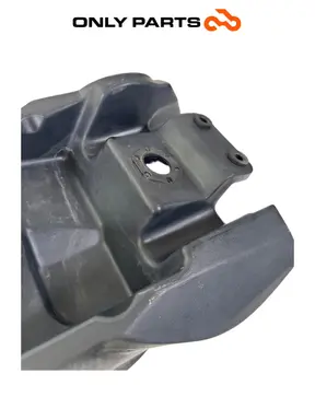 DEPOSITO COMBUSTIVEL SOB BANCO BMW F 650 CS 2001 BMW F 650 CS 2001 Grigio usada — foto real 8