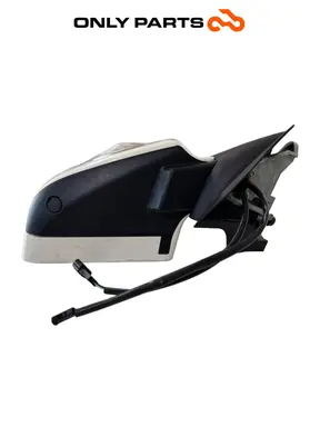 ESPELHO RETROVISOR DIREITO SUZUKI BURGMAN 650 2010 Suzuki Burgman 650cc 2010 Bianco usada — foto real 11