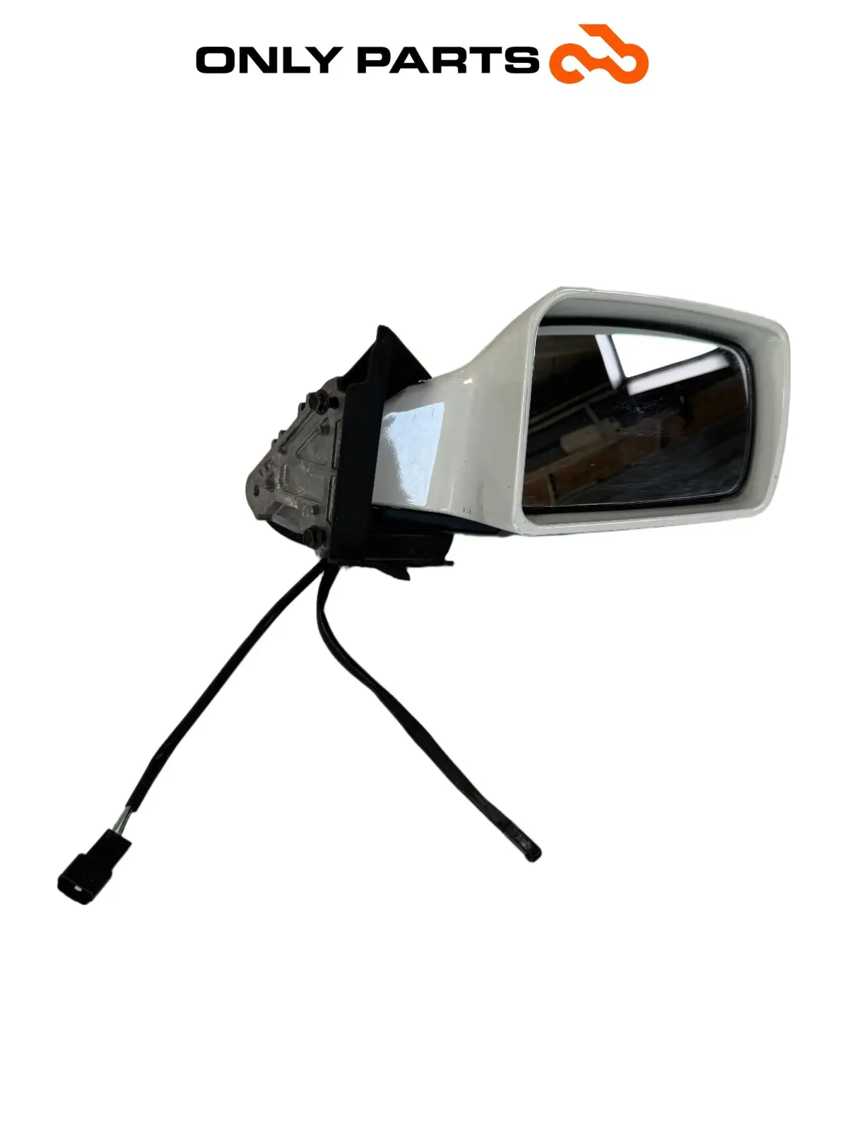ESPELHO RETROVISOR DIREITO SUZUKI BURGMAN 650 2010 Suzuki Burgman 650cc 2010 Bianco usada — foto real 2