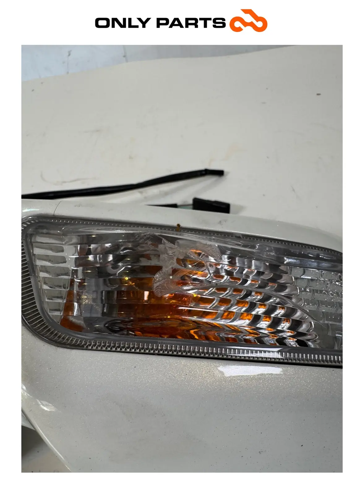 ESPELHO RETROVISOR DIREITO SUZUKI BURGMAN 650 2010 Suzuki Burgman 650cc 2010 Bianco usada — foto real 7