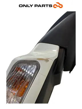 ESPELHO RETROVISOR DIREITO SUZUKI BURGMAN 650 2010 Suzuki Burgman 650cc 2010 Bianco usada — foto real 8