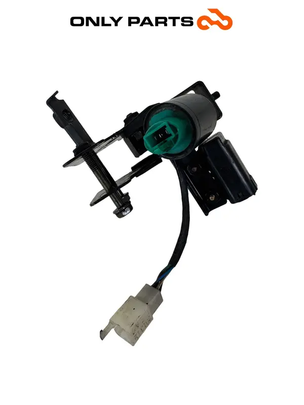 Blinkerrelais mit Sturzsensor auf Halter Kymco People GTi 300