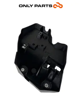 Staffa supporto carena codone posteriore Yamaha Tracer 900cc 2019 Nero de segunda mano — foto real 6
