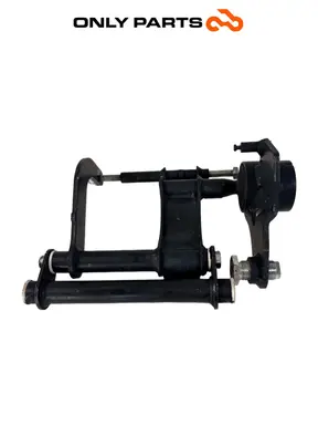 Support de fixation moteur au cadre Piaggio MP3 Yourban 300 2013 Piaggio Mp3 Yourban 300cc 2013 Bianco d'occasion — photo réelle 6