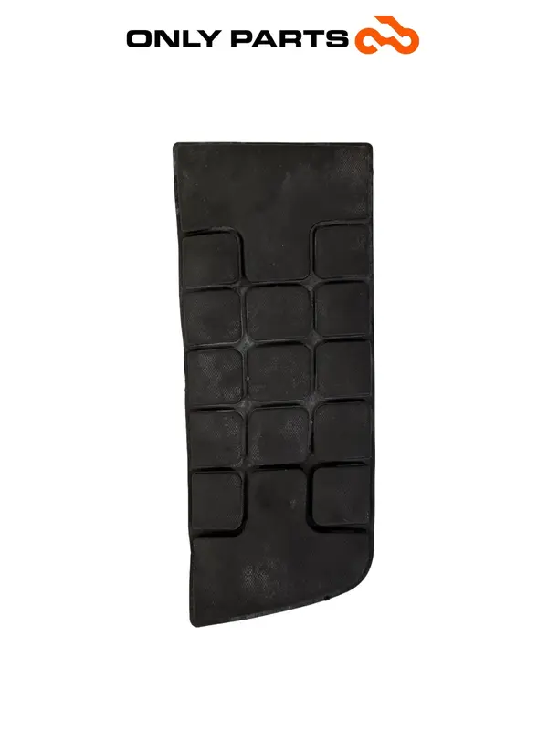 TAPETE BORRACHA TRASEIRO ESQUERDO SUZUKI BURGMAN 650 2010 — 3