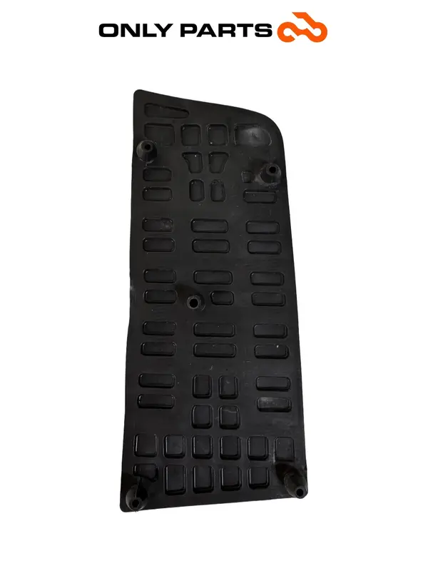 TAPETE BORRACHA TRASEIRO ESQUERDO SUZUKI BURGMAN 650 2010 — 5