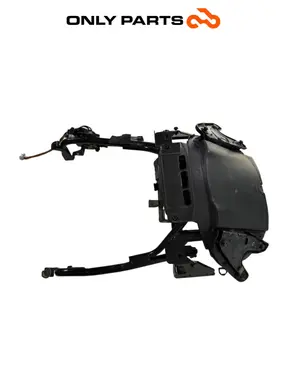 РАМКА ЕЛЕКТРИЧЕСКИ ВЕТРОБРАН SUZUKI BURGMAN 650 2010 Suzuki Burgman 650cc 2010 Bianco употребявана — истинска снимка 9