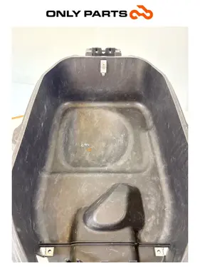 Used Under-seat helmet storage box Aprilia Scarabeo 300 2010 Aprilia Scarabeo 300cc 2010 Bianco — real photo 7