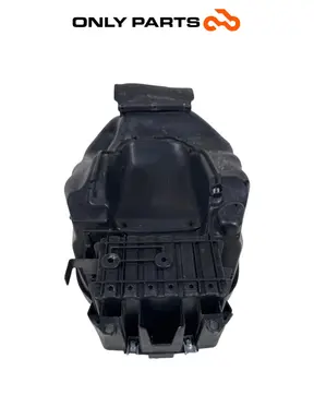 Gebrauchte Vano sottosella / vasca portacasco Piaggio Beverly Police 300cc 2018 Nero — echtes Foto 8