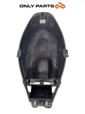 Gebrauchte Vano sottosella / vasca portacasco Piaggio Mp3 Yourban 300cc 2013 Bianco — echtes Foto 4