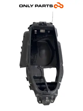 SCHOWEK POD SIEDZENIEM NA KASK PIAGGIO X9 EVOLUTION 250 2005 Piaggio X9 evolution  250cc używana — prawdziwe zdjęcie 6