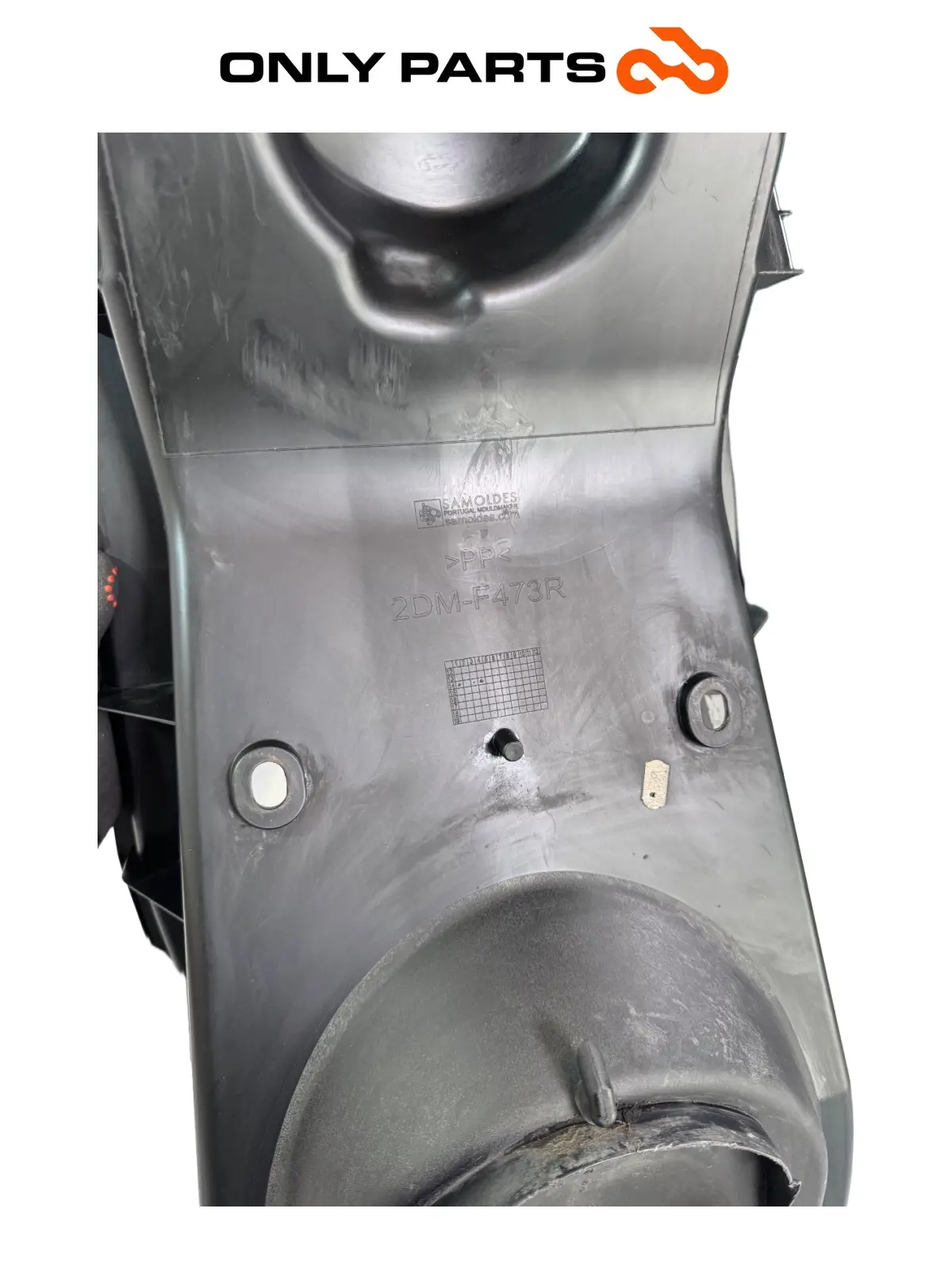 Gebrauchte Vano sottosella / vasca portacasco Yamaha X-max 125cc 2014 Grigio opaco — echtes Foto 9